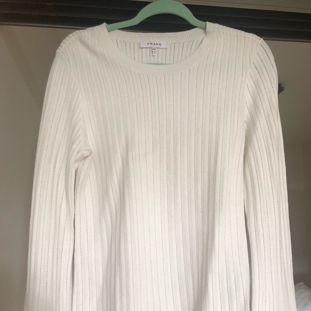 Adorable cream FRAME top worn twice